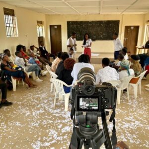 Sibongile Mlambo Instagram - Peacebuilding begins with sharing stories, connecting, and building community. Just ask Cedric Bishano, founder of the World Refuge Film Academy and member of the Rotaract Club of Nakivale, Uganda.

World Refuge Film Academy is a refugee-based organization teaching attendees filmmaking skills and healing trauma through storytelling. Since its foundation in 2017 the academy has trained and empowered over 300 people. Last September, actress @Sibongile Mlambo visited the academy to lead a creative workshop. 

This #PeaceDay, we're celebrating connection and creativity as an act of peacebuilding. How do you build peace in your community?