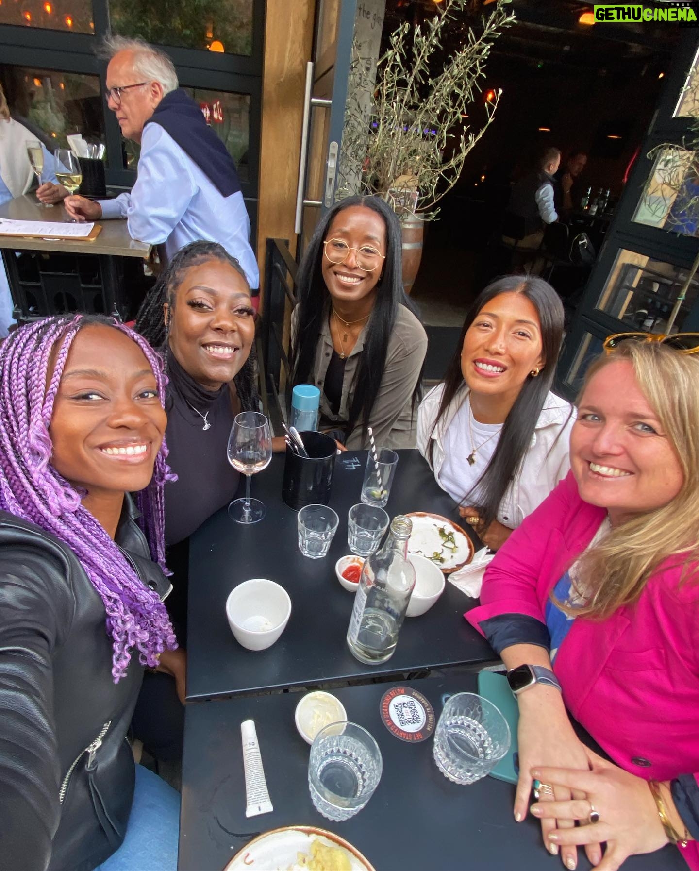 Sibongile Mlambo - 499 Likes - š„ Cheers to all the beautiful souls I met and had the honor of spending time with in the UK. From reunions with friends & family, and all the new people I got to grow, expand & shoot the shit with, salud! š„ #untilnexttime #mio2023 #summer #memories #oxford #london #uk #flashbackfriday