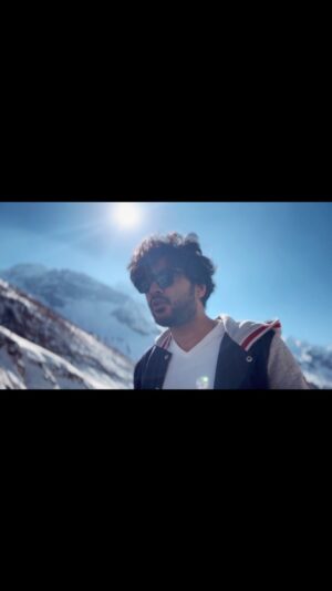 Sidhu Jonnalagadda Instagram - I have one suggestion for you ! 
@ravianthny 
#siddhujonnalagadda
#djtillu