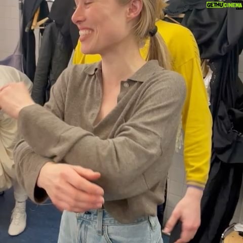 Sigrid ten Napel - 1.4K Likes - Het was een BEWOGEN jaar ook voor m’n tandjes. :)))
30
Heel veel zin om de hele dag Billie Eilish lyrics te quoten in m’n msn naam.
💛