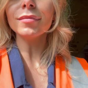 Sigurbjörg Alma Ingólfsdóttir Instagram - The first story I’ve presented for the @bbctheoneshow with @chalkproductionstv is on tonight at 7:10pm on BBC TWO! We spent the most delightful two days down in Devon talking to the wonderful and passionate volunteers of the Plym Valley Railway as they formally acquired their own steam engine ‘Albert’ after having pulled together as a community to fundraise for it. I even got to drive Albert, 28 weeks pregnant! That’s a story I’ll tell my little boy one day 🩵 @plymrail is such a lovely place, filled with kind and generous people who have now secured the magic of steam for future generations to experience! 🚂 I highly recommend a visit if you are heading to Devon! #trains #heritage #steamtrains #steamengine #devon #plymouth #presenter #bbconeshow #trainenthusiast #heritagerailway #railways