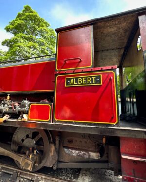 Sigurbjörg Alma Ingólfsdóttir Instagram - The first story I’ve presented for the @bbctheoneshow with @chalkproductionstv is on tonight at 7:10pm on BBC TWO! We spent the most delightful two days down in Devon talking to the wonderful and passionate volunteers of the Plym Valley Railway as they formally acquired their own steam engine ‘Albert’ after having pulled together as a community to fundraise for it. I even got to drive Albert, 28 weeks pregnant! That’s a story I’ll tell my little boy one day 🩵 @plymrail is such a lovely place, filled with kind and generous people who have now secured the magic of steam for future generations to experience! 🚂 I highly recommend a visit if you are heading to Devon! #trains #heritage #steamtrains #steamengine #devon #plymouth #presenter #bbconeshow #trainenthusiast #heritagerailway #railways