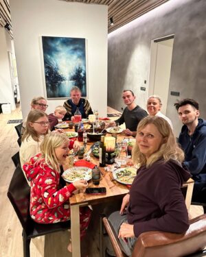 Sigurbjörg Alma Ingólfsdóttir Instagram - Home 🇮🇸 amazing weekend in the land of ice and fire… nothing like family, friends and beautiful northern lights ❇️