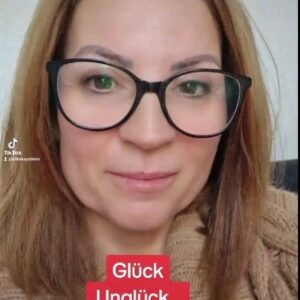 Silke Kayedelen Instagram - Glück und Unglück hängen davon ab, wie wir Dinge sehen und wie stark wir uns von Problemen erholen können. Unsere Sichtweise und unser Einfluss darauf sind entscheidend. Es ist also eine persönliche Erfahrung