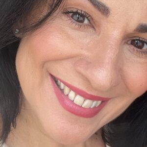 Silvia Jato Instagram - No filtros! Solo sonrisa y actitud! 
A por el jueves !!!!