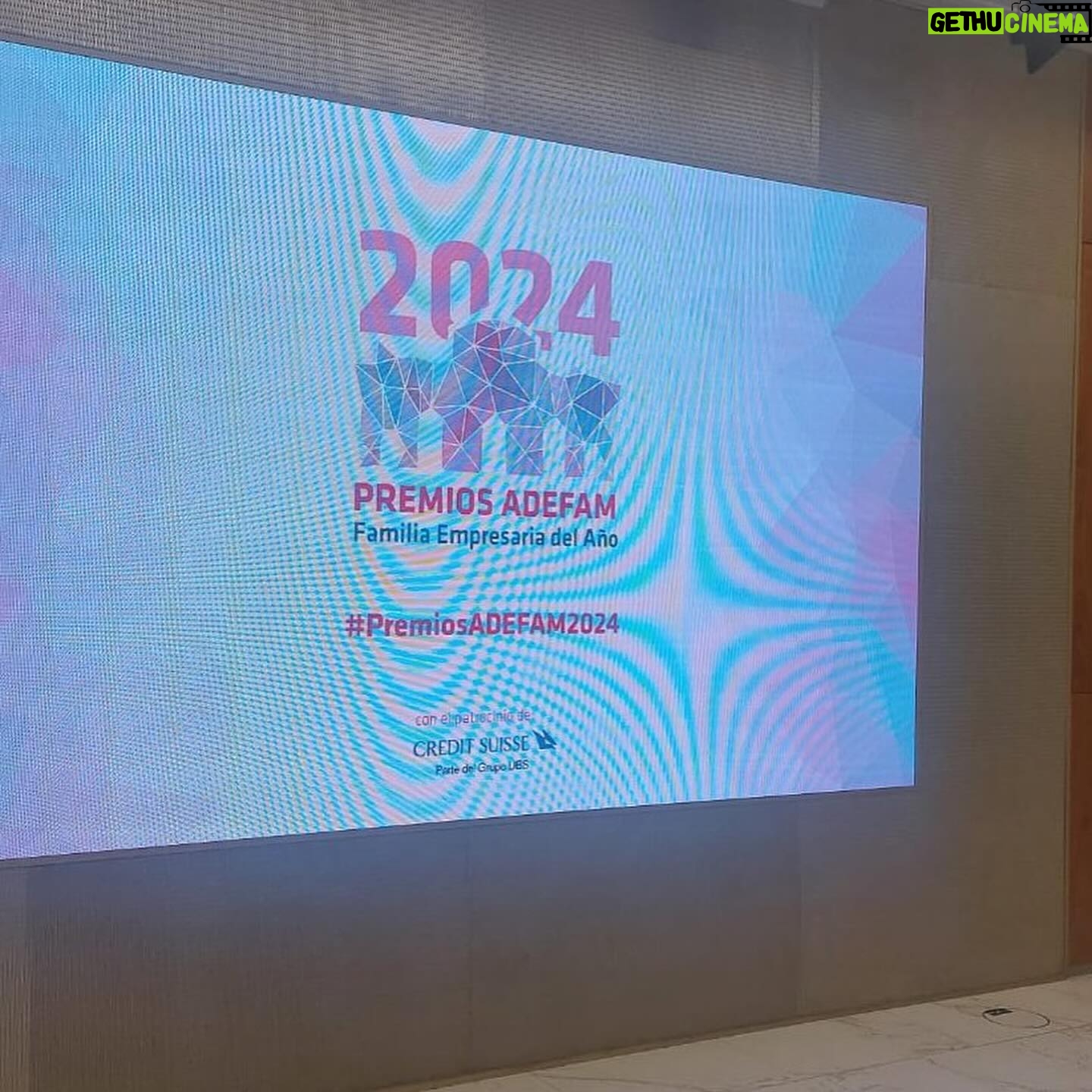 Silvia Jato - 336 Likes - Así de preparada iba a los #premiosADEFAM2024 . Fue una noche llena de felicidad por parte de todas las empresas familiares de la @comunidadmadrid que otorgaban sus premios a aquellas empresas merecedoras por su trabajo y labor. Enhorabuena a todas! Gracias por contar conmigo de maestra de ceremonias #actos #eventos #empresa #premios #familia