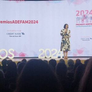 Silvia Jato Instagram - Así de preparada iba a los #premiosADEFAM2024 . Fue una noche llena de felicidad por parte de todas las empresas familiares de la @comunidadmadrid que otorgaban sus premios a aquellas empresas merecedoras por su trabajo y labor. Enhorabuena a todas! Gracias por contar conmigo de maestra de ceremonias #actos #eventos #empresa #premios #familia