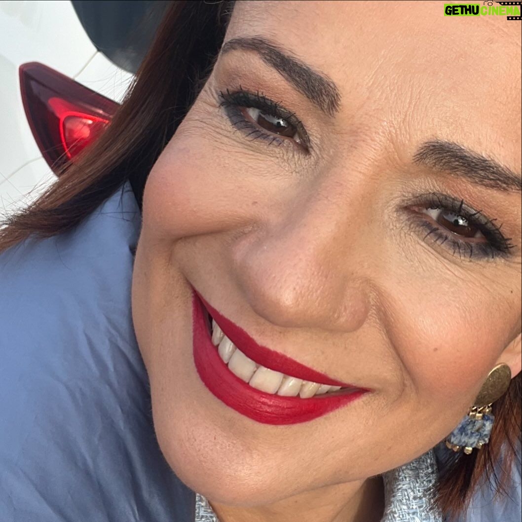 Silvia Jato - 366 Likes - Comenzar el día con sonrisa, siempre!!!!😈❤️