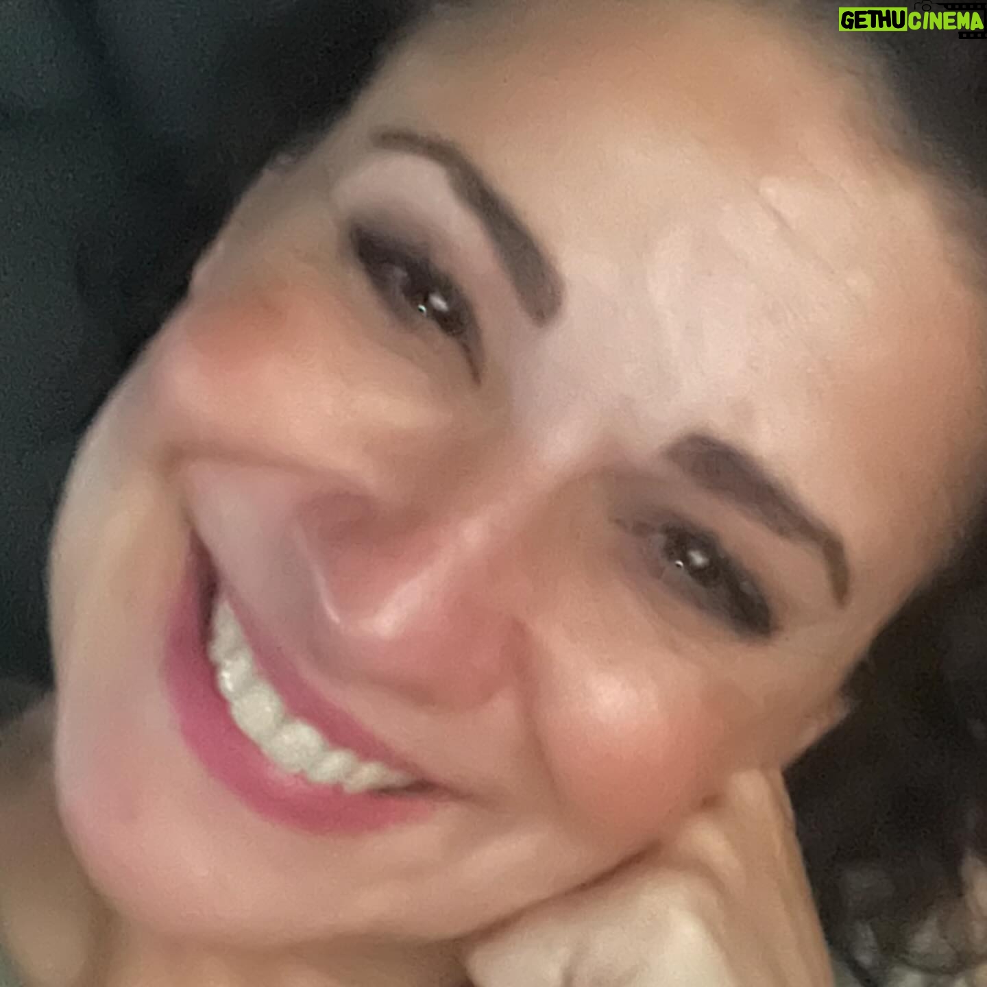 Silvia Jato - 346 Likes - Noche de cine si no me quedo dormida… 🤣🤣semana dura de Work y la que viene más !!! #cine #nofiltros #comolavidamisma