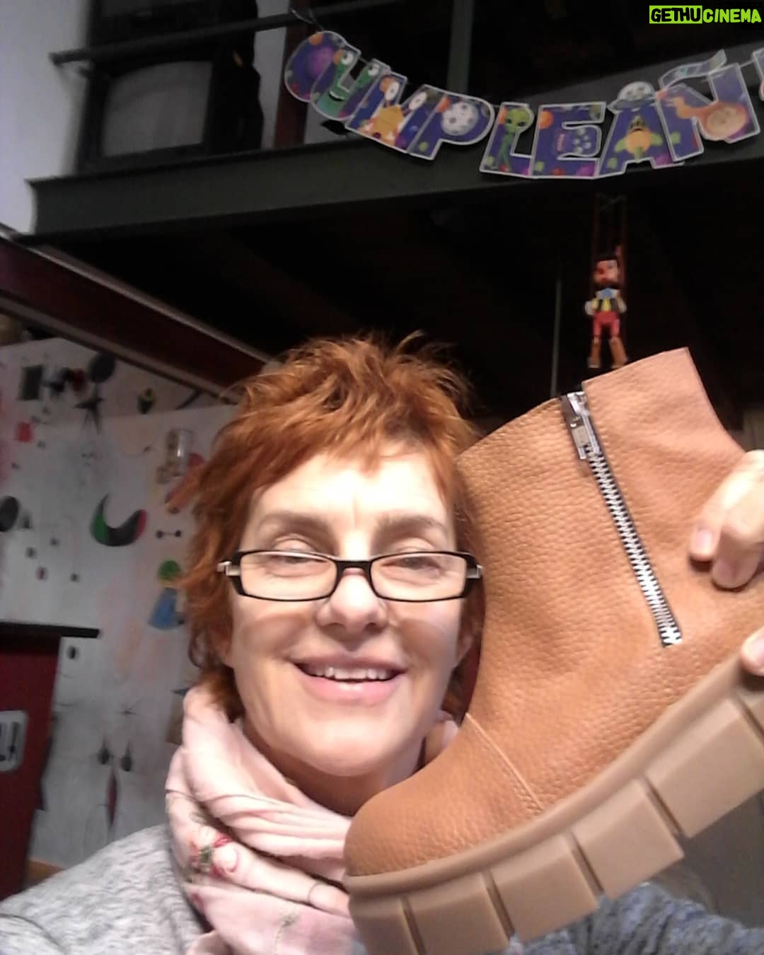 Silvia Kutika - 484 Likes - Gracias @tiendadetacones 😀