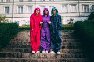 Silya Nymoen Instagram - ☘️☘️☘️ 🩷💜💚 
*
📸: @nikolaigras 
*
Fotos etter wrap av videoshoot🎥
#dontdimmylight