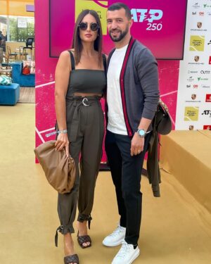 Simão Sabrosa Instagram - Estoril open 2023 🎾 
No post seguinte deixo-vos o registo  desta abertura com os melhores 🥰 como apreciadora que sou e um bom garfo🤣 nada como unir duas coisas boas 🎾  food