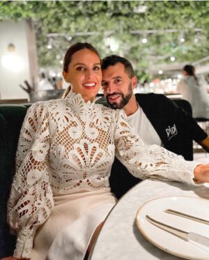 Simão Sabrosa Instagram - Obrigado a todos que me felicitaram pelo meu aniversário, este ano até tive sorte atrasaram a hora de propósito para ter mais uma hora para festejar 😂😂😂 #42 🎂 I should like to thanks for everyone for their congratulations!
