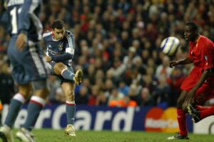 Simão Sabrosa Instagram - 🦅 No Words to describe this moment. #15yearsago #thebestgoalofmycareer  @slbenfica @liverpoolfc
