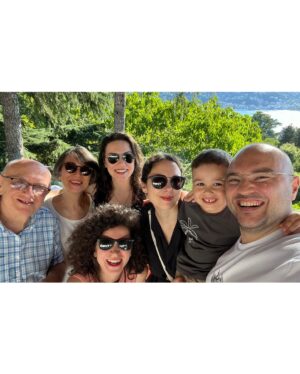 Simel Keçicioğlu Instagram - Zamanında buraları aldığımız iyi oldu şimdi çok değerlendi 🥸😎
*Bu bayram da hiçbir hayvana zarar verilmemiştir.
**Bundan beyle ben de poz vericem 🥴