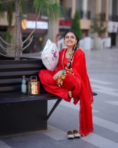 Actress Simi Chahal HD Instagram Photos and Wallpapers April 2024
