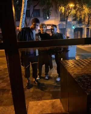 Simón Hempe Instagram - como se dice reflejo en catalán?🪞