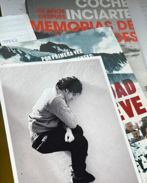 Simón Hempe Instagram - barcelona me trae muchos recuerdos..
los encuentros, las lecturas, los amigos nuevos, los ensayos previos al rodaje de la sociedad de la nieve 🥹 
ya pasaron mas de dos años.

@societyofthesnow