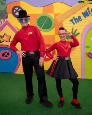 Simon Pryce Instagram - We’re in our red era! 🔴

#TheWiggles #TaylorSwift #erastour #Swifties