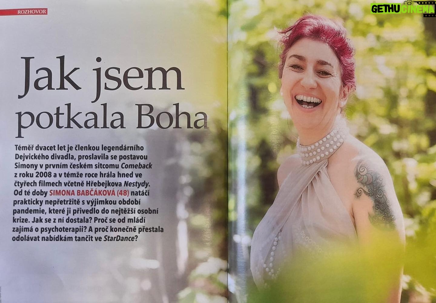 Simona Babčáková - 1.7K Likes - Přátelé! Žijeme ve složitých časech. Nejpodstatnější mi přijde udržet lásku v srdci a tak vás s @martinpragr ujišťujeme, že jsme v pořádku a stále jsme spolu v kontaktu. Nelze nic plánovat a tak pro vás, kteří chcete přijít i na jiné myšlenky, mám doporučení na rozhovor se mnou v časopise Téma. Berte to jako mé mediální vyjádření. 🙂😉😇🙏
.
.
.
@casopis_tema
#babcakova #simonababcakova #rozhovor #herecka
