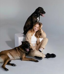 Actress Simona Kollárová HD Instagram Photos and Wallpapers June 2024