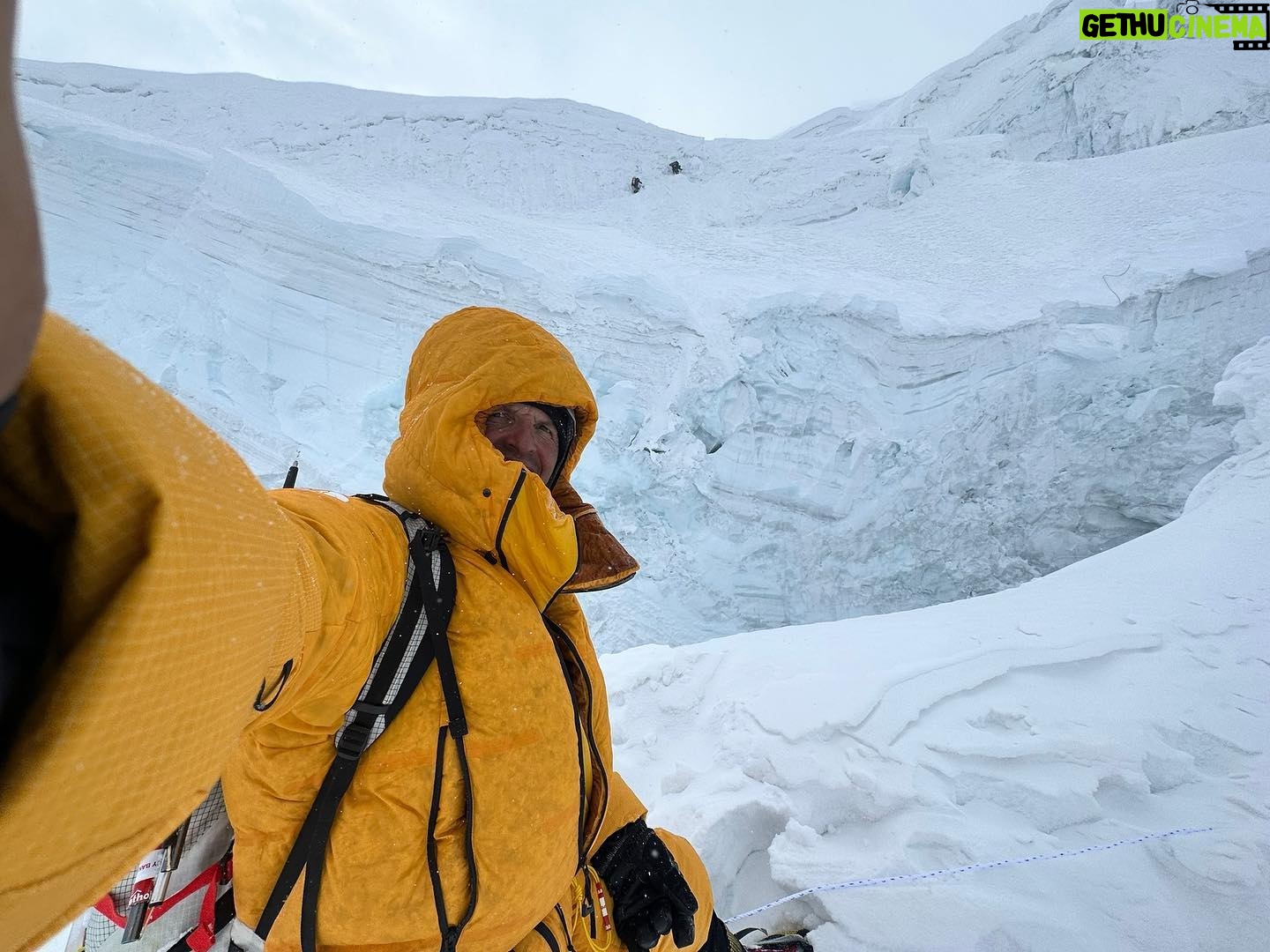 Simone Moro - 6.5K Likes - Hi guys, the runny tummy had the best of me. Up here is camp two but I went down, the shitter took all the strength in my legs. Tomorrow and the day after tomorrow the plan is to go up and I don't want to mess anyone least of all myself with the risk of getting stuck at 6400.
There are Alex and Chepal there who are on their way to Camp 2. I told them that arriving so tired up means not recovering and if I kept going up I would also have to use oxygen and I preferred to ditch it here around 6300 and go back down on my own strength. It was already eight hours going up and coming back down alone. It was not risky because there are fixed ropes or there is the trail.
Manaslu is also this. Ciao!
_______________________________
• MANASLU WINTER EXPEDITION •
#manaslu #manaslu2023 #manasluwinterexpedition
#NeverStopExploring
• Theme:
#SimoneMoroAlpinist
• Sponsored by:
@thenorthface @lasportivagram @garminitaly @camp1889outdoor @dfsportspecialist @gruppo_autotorino @somainitalia @lamantafoods @framar.spa @altitudehelicopters @thenorthfaceIT @thenorthface_climb
• Managed by:
@mariannazanatta @sportsandbeyondagency