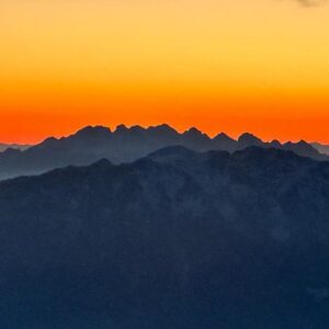 Simone Moro Instagram - A stunning sunset and a 
unique viewpoint on Resegone and Monviso 250 km away.
_______________________________
#NeverStopExploring

• Theme:
#SimoneMoroAlpinist
• Sponsored by:
@thenorthface @lasportivagram @garminitaly @camp1889outdoor @dfsportspecialist @gruppo_autotorino @somainitalia @lamantafoods @framar.spa @altitudehelicopters @thenorthfaceIT @thenorthface_climb
• Managed by:
@mariannazanatta @sportsandbeyondagency