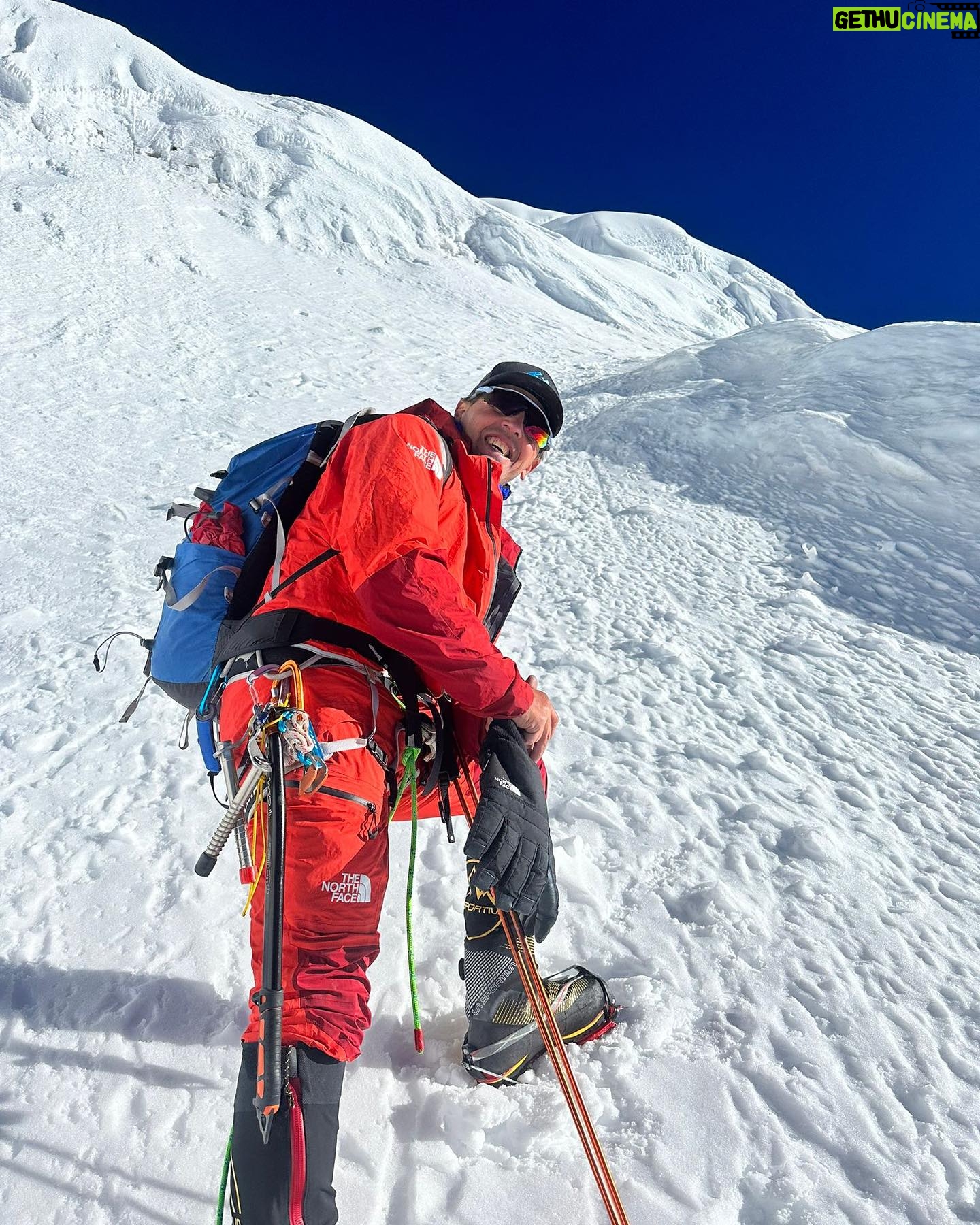 Simone Moro - 11.4K Likes - Two days after our almost ascent of Pumori in nonstop alpine style from advanced base camp and back, I find myself reflecting on the importance of making right decisions in the mountains, which often include the ability to wait or give up. These skills clash with the modern world, which is increasingly fast-paced, competitive and obsessed with success, where those who give up are often labeled as losers.
The art of survival is at the heart of mountaineering, but unfortunately the necrologies are full of heroes.
On October 8, we decided to fail less than 100 meters from the summit of Pumori because of obvious avalanche danger.
At the same time unfortunately other friends failed perhaps to consider the similar option on Shisha Pangma and unfortunately within two hours and with two different avalanches 4 people found death: two different ropes formed by client and Sherpa Guide. One of them Lama Tenjen Sherpa was a great friend, a man of extraordinary strength. This is a time to pray and reflect.
But it is important to understand that mountaineering on 8,000 mt. today is not what it was 20 years ago. We should reflect on this evolution. In 31 years of expeditions, no sponsor has ever pushed me to put my life on the line for success. When people say that, it is a falsehood! Today, many people voluntarily choose to exceed or risk their limits to achieve their dreams and economic plans.
It is important to understand that exploration is something else.
Pumori is not an 8000er and will not change lives, but it was still an arduous adventure with a dramatic retreat in the midst of white out, with zero visibility.
More than 20 rappelling and 17 hours of continuous effort, trying to understand the terrain and ourselves, assessing our condition. It was a great experience and a life lesson that made us wiser, even if we gave up the summit in the end.
——————————————
#HimalayanExpeditionTNF
🎞️ @thenorthface
@lasportivagram @garminitaly @camp1889outdoor @dfsportspecialist @gruppo_autotorino @somainitalia @lamantafoods @framar.spa @altitudehelicopters @thenorthfaceIT @thenorthface_climb
• Managed by:
@mariannazanatta @sportsandbeyondagency
