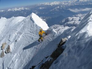 Simone Moro Instagram - February 9th, 2009 - First winter ascent of Makalu

The lightest first winter ascent to an eight-thousander in history. Two mountaineers (Denis and I) and a cook were the whole team. Being able to reach the summit after 29 years of attempts was a great moment of happiness and history. It was the final Nepali eight-thousander to be climbed in winter conditions.

#makalu #makaluwinterexpedition 
_______________________________
#NeverStopExploring

• Theme:
#SimoneMoroAlpinist
• Sponsored by:
@thenorthface @lasportivagram @garminitaly @camp1889outdoor @dfsportspecialist @gruppo_autotorino @somainitalia @lamantafoods @framar.spa @altitudehelicopters @thenorthfaceIT @thenorthface_climb
• Managed by:
@mariannazanatta @sportsandbeyondagency