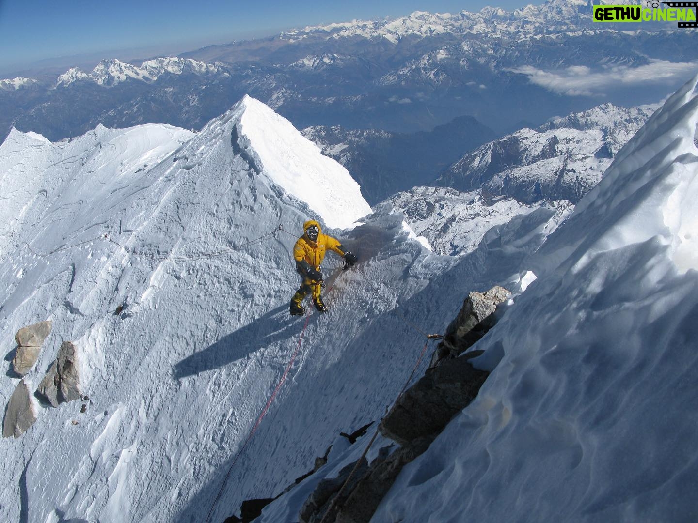 Simone Moro - 7.9K Likes - February 9th, 2009 - First winter ascent of Makalu
The lightest first winter ascent to an eight-thousander in history. Two mountaineers (Denis and I) and a cook were the whole team. Being able to reach the summit after 29 years of attempts was a great moment of happiness and history. It was the final Nepali eight-thousander to be climbed in winter conditions.
#makalu #makaluwinterexpedition
_______________________________
#NeverStopExploring
• Theme:
#SimoneMoroAlpinist
• Sponsored by:
@thenorthface @lasportivagram @garminitaly @camp1889outdoor @dfsportspecialist @gruppo_autotorino @somainitalia @lamantafoods @framar.spa @altitudehelicopters @thenorthfaceIT @thenorthface_climb
• Managed by:
@mariannazanatta @sportsandbeyondagency
