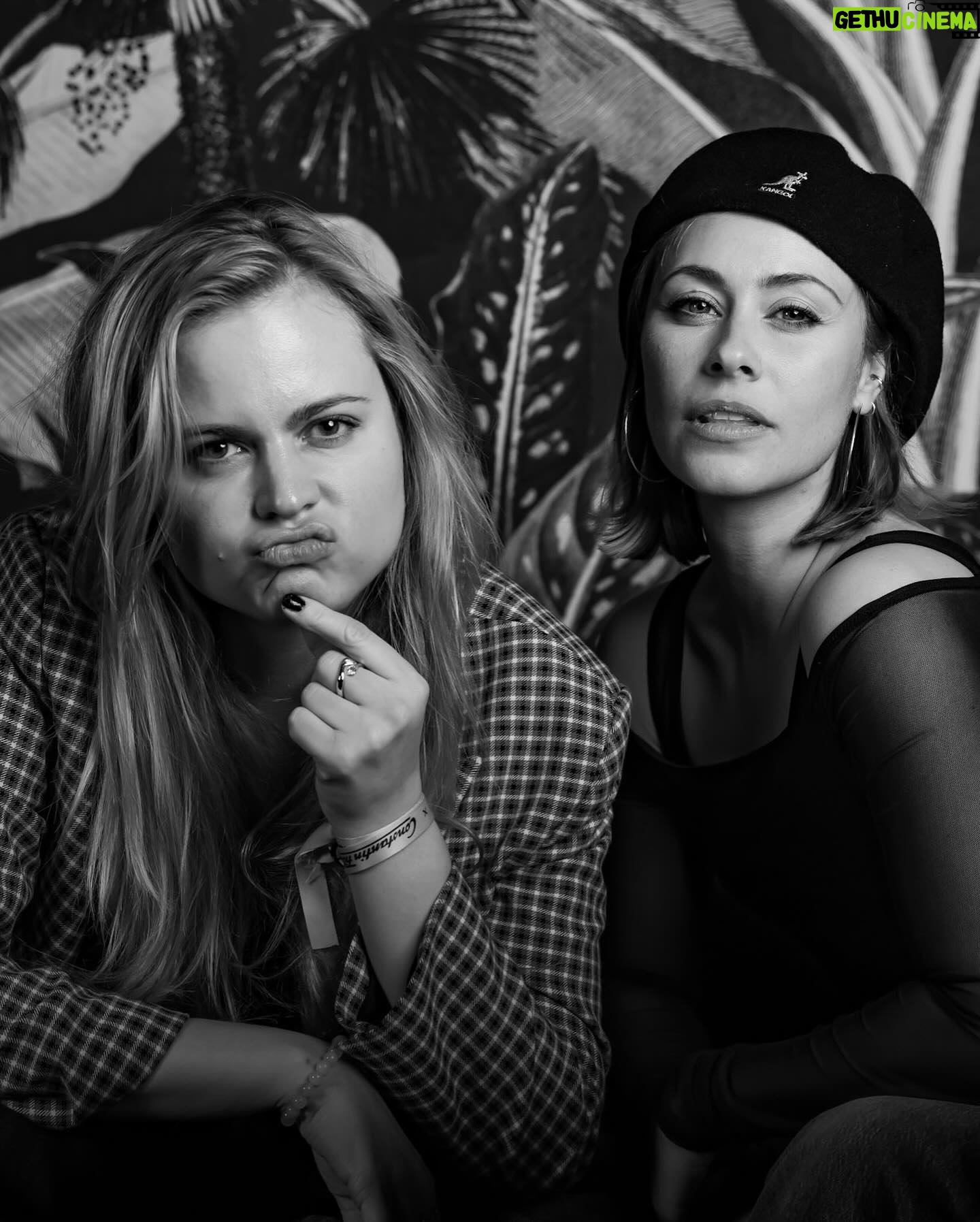 Sina Tkotsch - 801 Likes - War ein toller Abend mit lovely @karaedenberg 🫶
bei der X Berlinale - von @sebofruner und @martyscreamer MERCI euch beiden für die wilde Sause und guten Gespräche !
📸 @kohler_photography 🙏🏼