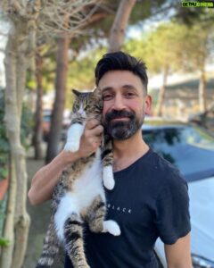 Actor Sinan Çalışkanoğlu HD Instagram Photos and Wallpapers March 2022