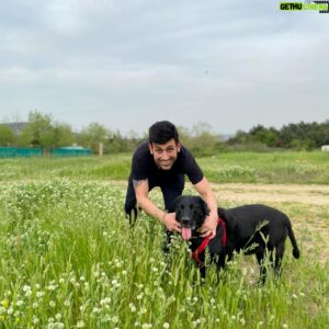 Sinan Çalışkanoğlu Instagram - Hoşgeldin bahar 🌺🌻❤️#mayıs#satınalmasahiplen #dost #beşiktaşk #şampiyon #karakartal
