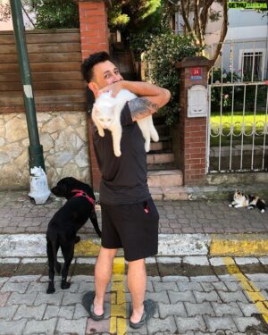 Sinan Çalışkanoğlu Instagram - Bu ışıltılı hayatı ben seçtim 😻🥂#summertime 📸 @cigdemcaliskanoglu 😘