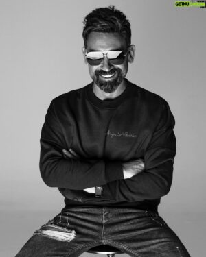Sinan Çalışkanoğlu Instagram - @balkanerkan 👑 #blackandwhite #shoot @catchjeans