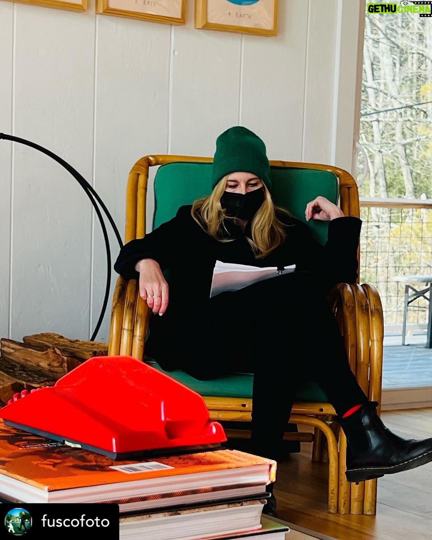 Sipiwe Moyo - 308 Likes - I’m still at a loss for words to describe what an awesome experience it was to work on this short film in the idyllic snowcapped Catskills! Heartfelt thanks to @fuscofoto @petergrosz and @jennifer_euston_casting for the opportunity. And big ❤️❤️ to @mollyringwald and @zactoryrobotdance - I had a blast! 🏔️
——
#Posted @withregram • @fuscofoto Aaaand that’s a wrap on my first short film! 🍾@jennifer_euston_casting, thank you for helping assemble such a magical cast. ✨It was a literal dream to work with @mollyringwald (yes, you read that right), @sipiwenyc, @zactoryrobotdance and @petergrosz (who co-wrote the film with me and who I’m forever indebted to for writing the short story that inspired this film.) Words cannot express how grateful Pete and I are to the entire crew who helped make this dream a reality. ❤️ Gigantic THANK YOUs to our incredible DP @totalgorn who so beautifully shot this, @shereeshu who produced the shit out of it (I’m not sure when I’ll be able to look at Dave and Sheree in the eyes again without crying from gratitude), @rickcarmonadp for lending his amazing eye behind the camera, AD @mwkauf for being such a calm presence even when we were chasing daylight (every day), our incredible production designer @dangerousdesigngroup, amazing stylist @ninaebug, and wonderful HMU artist @amandamark and @hungrymaninc for all their support. Special thanks to @clermonster for lending us his ridiculously gorgeous home, the Wassaic Hill House - https://abnb.me/5s9KIXwLQxb. Now, we edit. More soon! 💖