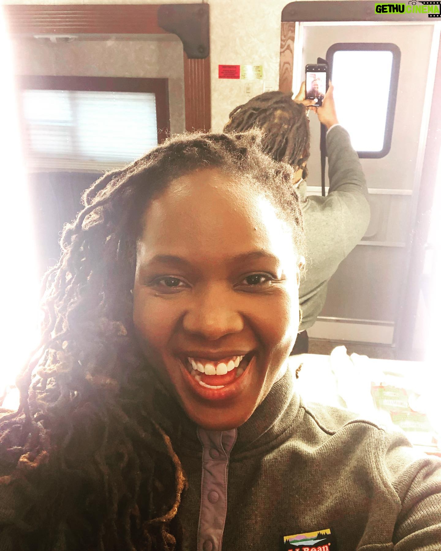 Sipiwe Moyo - 305 Likes - So excited for you guys to see me on @fbicbs on 4/19 @cbstv … you see that “check out my trailer” glow?!
.
.
.
.
.
.
.
.
#fbi #fbicbs #newyork #newyorkactor #oitnb #netflix #oitnbseason6 #oitnbseason7 #bts #orangeforever #oitnbseriesfinale #adeola @oitnb @netflix #adeolaaddict #dblock #daya #eyelooker #jail #tothemax #prison #kickball #oitnbseason6finale #dashapolanco #sipiwemoyo