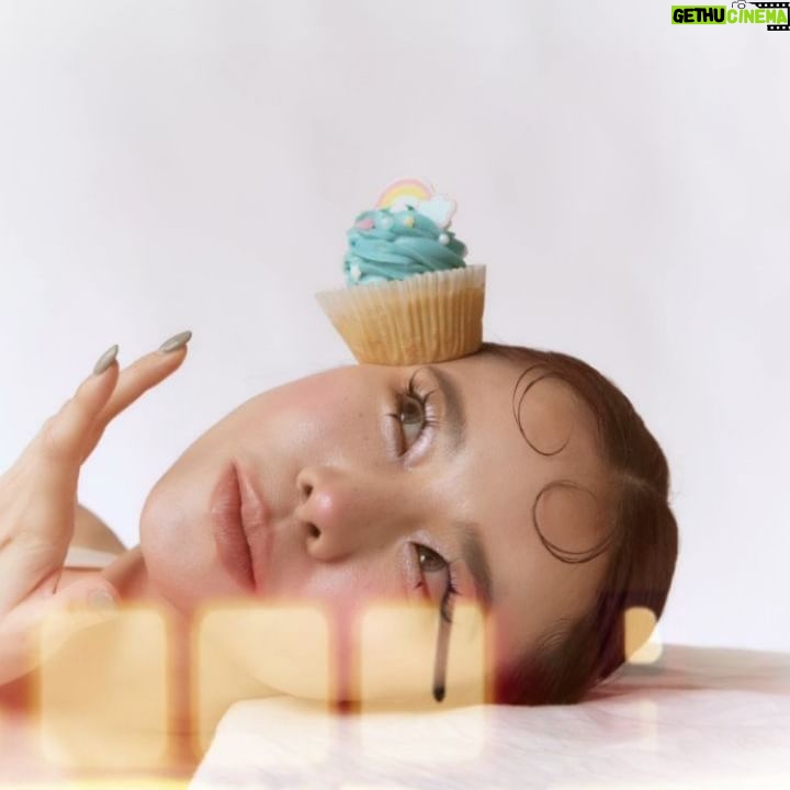 Sirin Horwang - 3 Likes - Sugar-high 🧡🎂💛🎂❤️🎂💙🎂💚