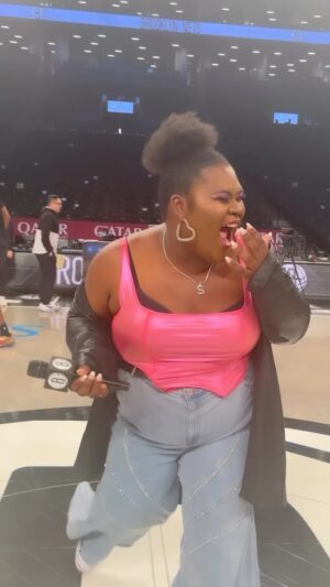 Sis Instagram - NEW YORK STAND TF UP!