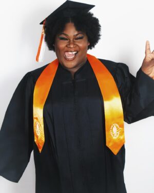 Sis Instagram - finished the semester strong with all a’s tew….sis thee scholar purr