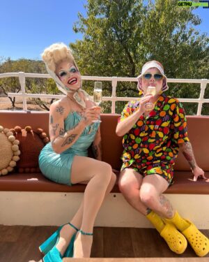 Sister Sister Instagram - Personally I don’t touch the stuff but it doesn’t mean I can’t get squiffy ➰〰️ ➰

#dragrace #downunder #downtherabbithole #winetasting #sober #australia

Travel #sponsored by @australia