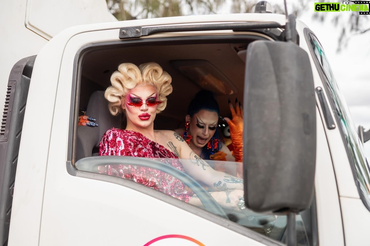 Sister Sister - 3 Likes - āShow us yer pink bits!ā
In honor of the 30th anniversary of cult movie classic The Adventures of Priscilla, Queen of the Desert me and my sisters @ginnylemon69, @queenutica and @joeyjayisgay decided (in the words of Guy Pearce) āto travel to the centre of Australia climb kings canyon in a full length Gaultier sequin, heels and a tiaraā
What a trip!
Big love and shoutout to the team @with.all.drew.respect @thekassieh and @discoveryparksandresorts
Shot by @kanechenoweth on location at @watarrkanationalpark šļø
Dress provided by @ntaustralia
#ntaustralia travel sponsored by @ntaustralia and @australia
#australia #priscillaqueenofthedesert #kingscanyon #dragrace