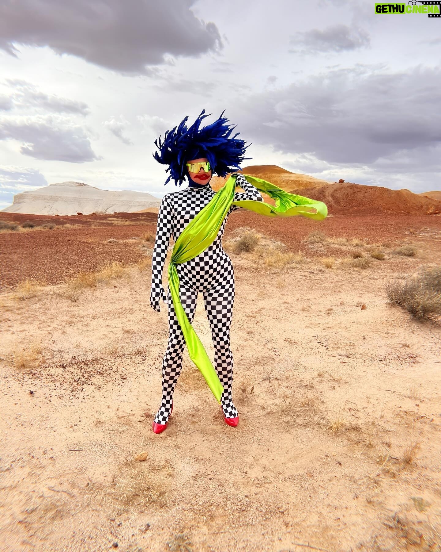 Sister Sister - 3 Likes - I didnāt have falling in love with a small opal mining town in the outback on my 2024 bucket list but here we are!
@southaustralia #SeeSouthAustralia Travel #sponsored by @australia #dragrace #cooberpedy #theadventuresofpriscillaqueenofthedesert