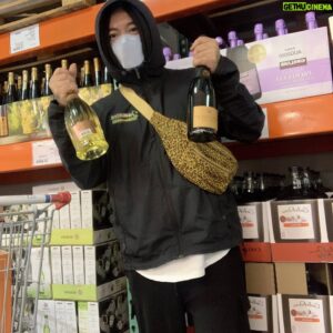 Skull Instagram - let's get wasted!!! 🍻🍻🍻😈😈😈
같이 마실 사람??!! 🤩🤩🤩🤩