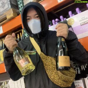 Skull Instagram - let's get wasted!!! 🍻🍻🍻😈😈😈
같이 마실 사람??!! 🤩🤩🤩🤩