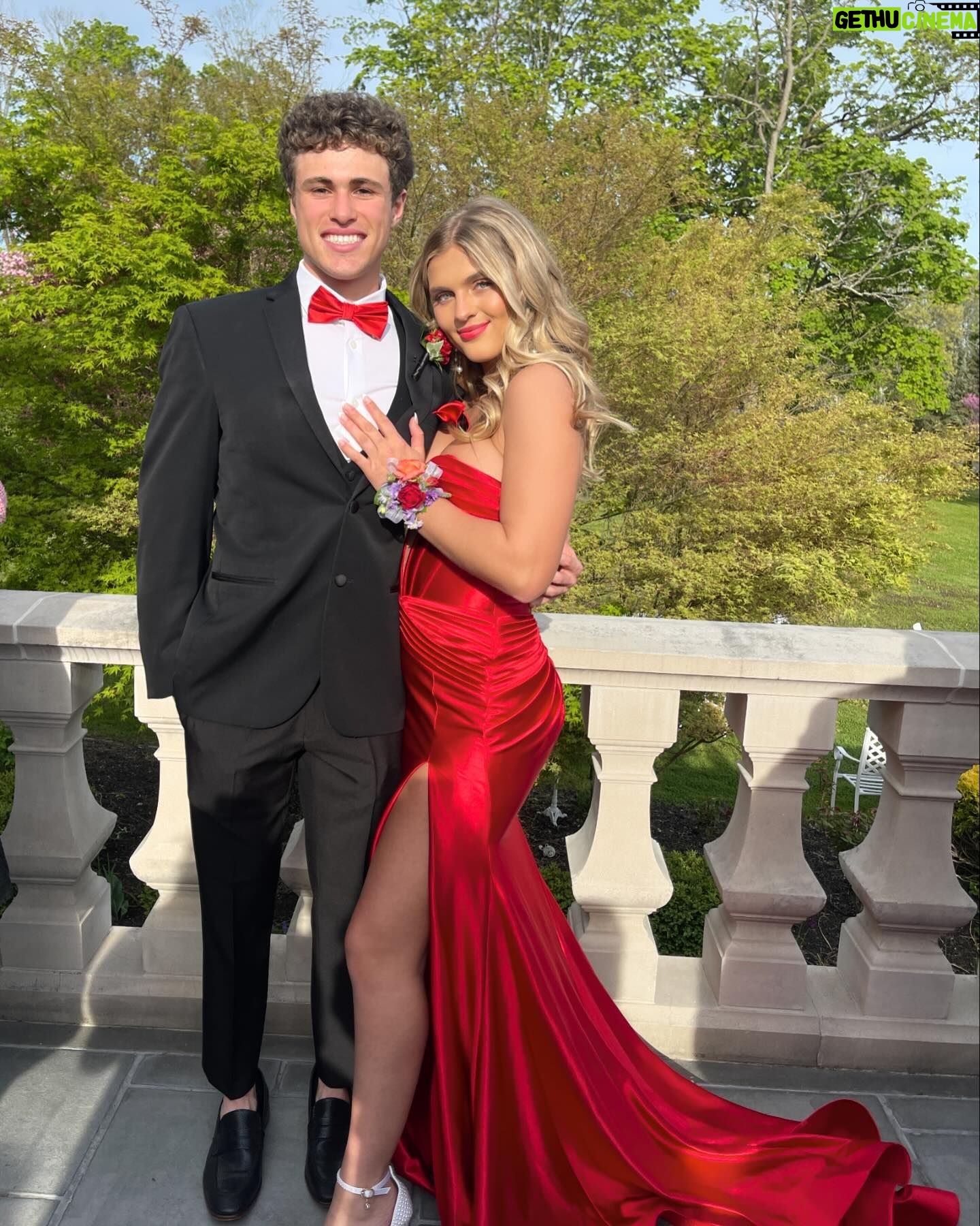 Skylar Dunn - 1.8K Likes - my people 💋