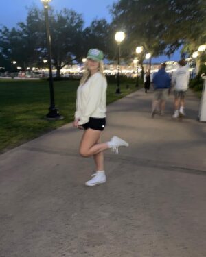 Skylar Dunn Instagram - bye bye disney 💛