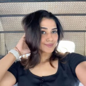 Smruthi Mohankumar Instagram - Some 🛺 selfies