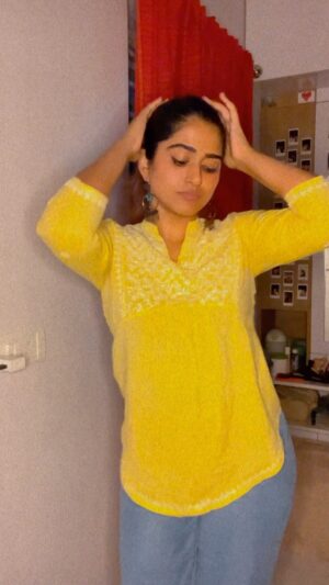 Smruthi Mohankumar Instagram - Choreographing a fun routine for this song