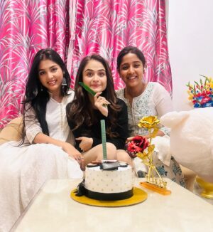 Sneha Deb Instagram - Happy Birthday @mily_chakrabortz4 
♥️🎂☺️